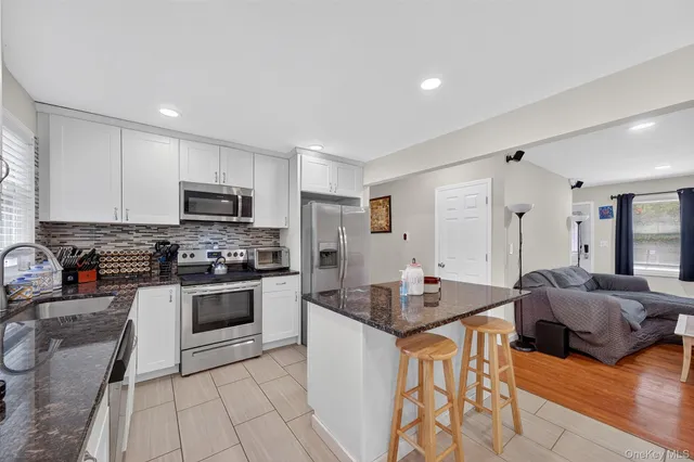 $495,000 | 16 Faye Avenue, New Windsor, NY 12553