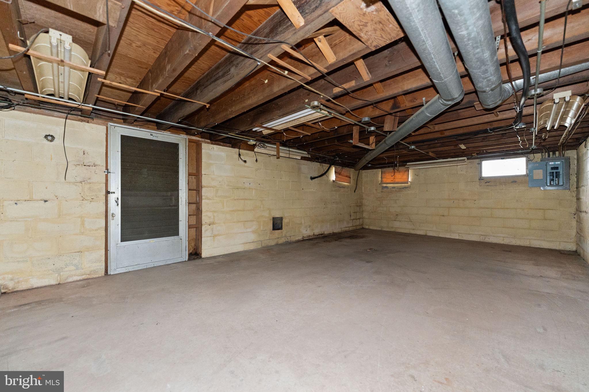 108 Jackson Road Gilbertsville, PA 19525 - Photo 20 of 29 a view of empty room