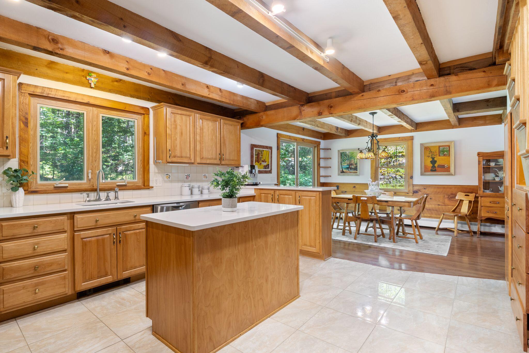 37 Pine Hill Road South York, ME 03902 - Photo 13 of 75 37 Pine Hill South Road, Cape Neddick