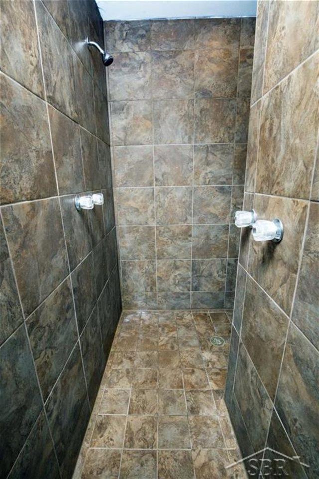 2814 East Ashby Road Midland, MI 48640 - Photo 31 of 50 50024976-30.JPG