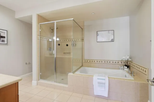 $949,000 | 2881 Meridian Avenue, Unit 217, San Jose, CA 95124