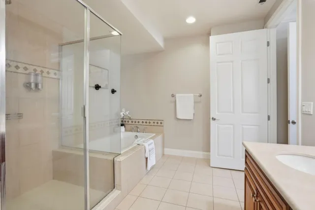 $949,000 | 2881 Meridian Avenue, Unit 217, San Jose, CA 95124