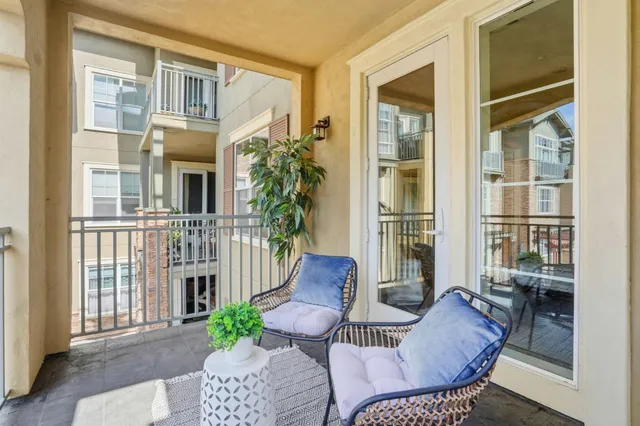 $949,000 | 2881 Meridian Avenue, Unit 217, San Jose, CA 95124