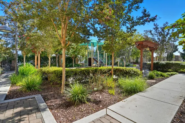 $949,000 | 2881 Meridian Avenue, Unit 217, San Jose, CA 95124