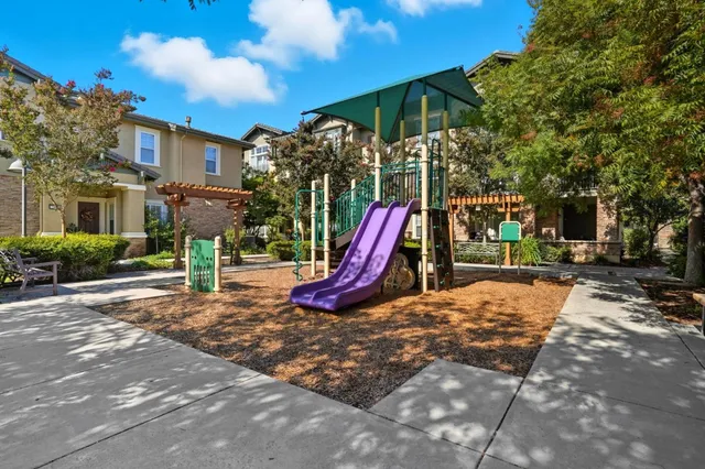 $949,000 | 2881 Meridian Avenue, Unit 217, San Jose, CA 95124