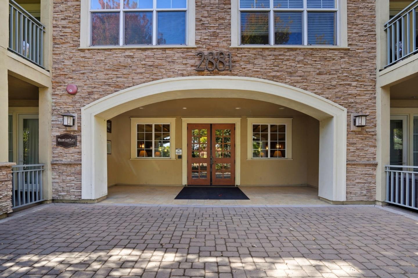 2881 Meridian Avenue, Unit 217 San Jose, CA 95124 - Photo 4 of 39 a front view of a house