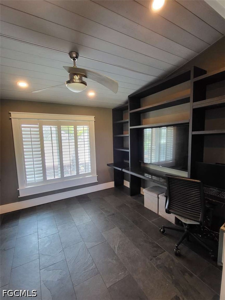 2257 Regal Way Naples, FL 34110 - Photo 14 of 20