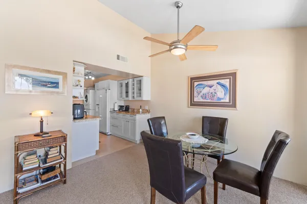 $1,800 | 1150 East Amado Road, Unit 20C2, Palm Springs, CA 92262