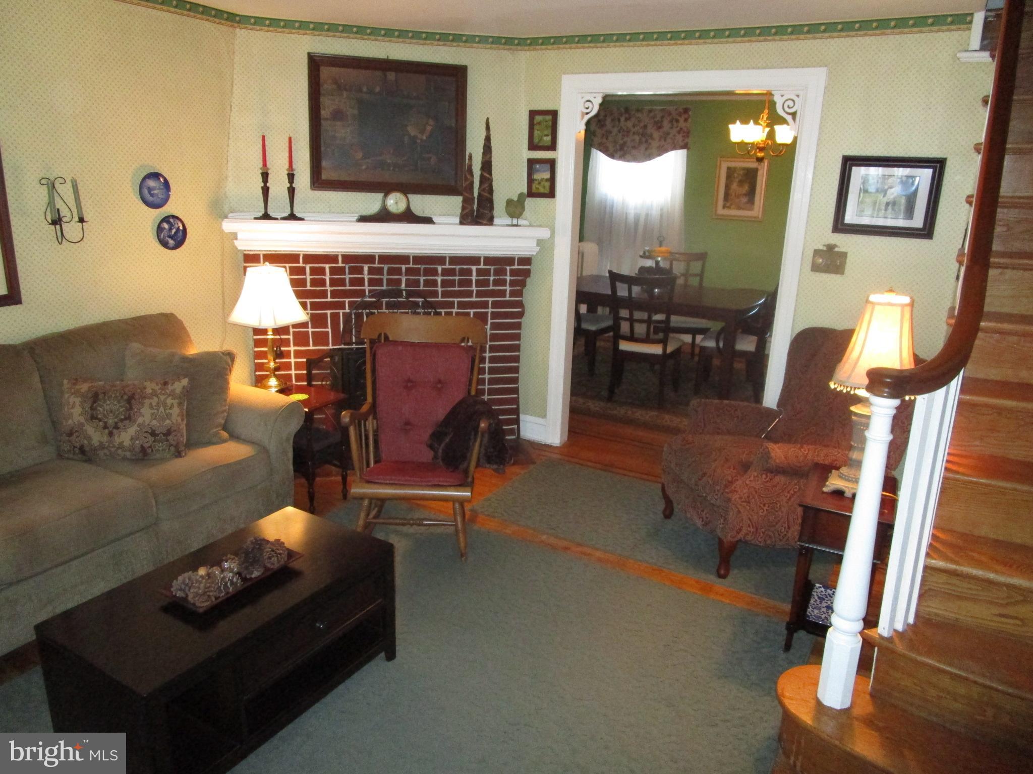 83 Houston Road Lansdowne, PA 19050 - Photo 2 of 15 Living Room
