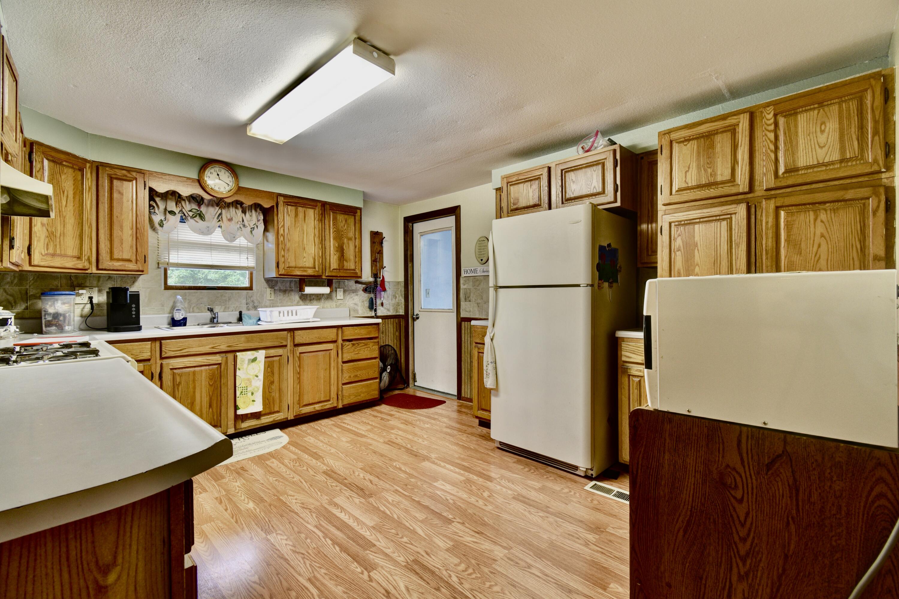 7302 South Nottawa Road Mount Pleasant, MI 48858 - Photo 7 of 64 DSC_2912_3_4