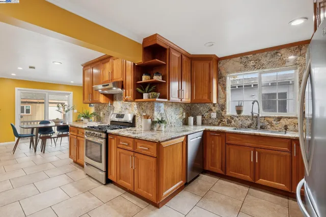 $775,000 | 1815 102nd Avenue, Oakland, CA 94603