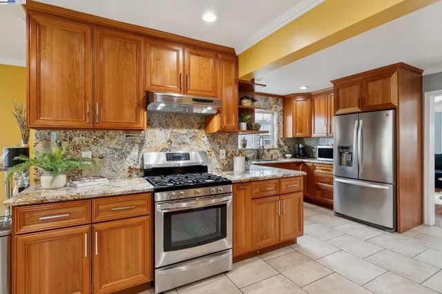 $775,000 | 1815 102nd Avenue, Oakland, CA 94603