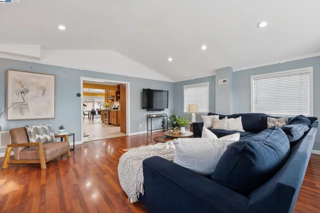 $775,000 | 1815 102nd Avenue, Oakland, CA 94603