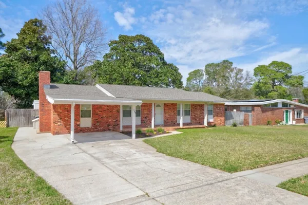 $449,900 | 130 Walton Drive Northeast, Fort Walton Beach, FL 32548