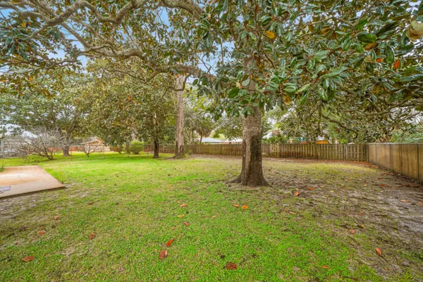 $449,900 | 130 Walton Drive Northeast, Fort Walton Beach, FL 32548