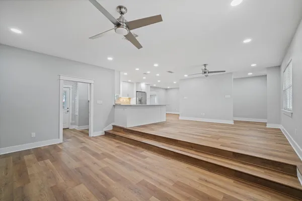 $449,900 | 130 Walton Drive Northeast, Fort Walton Beach, FL 32548