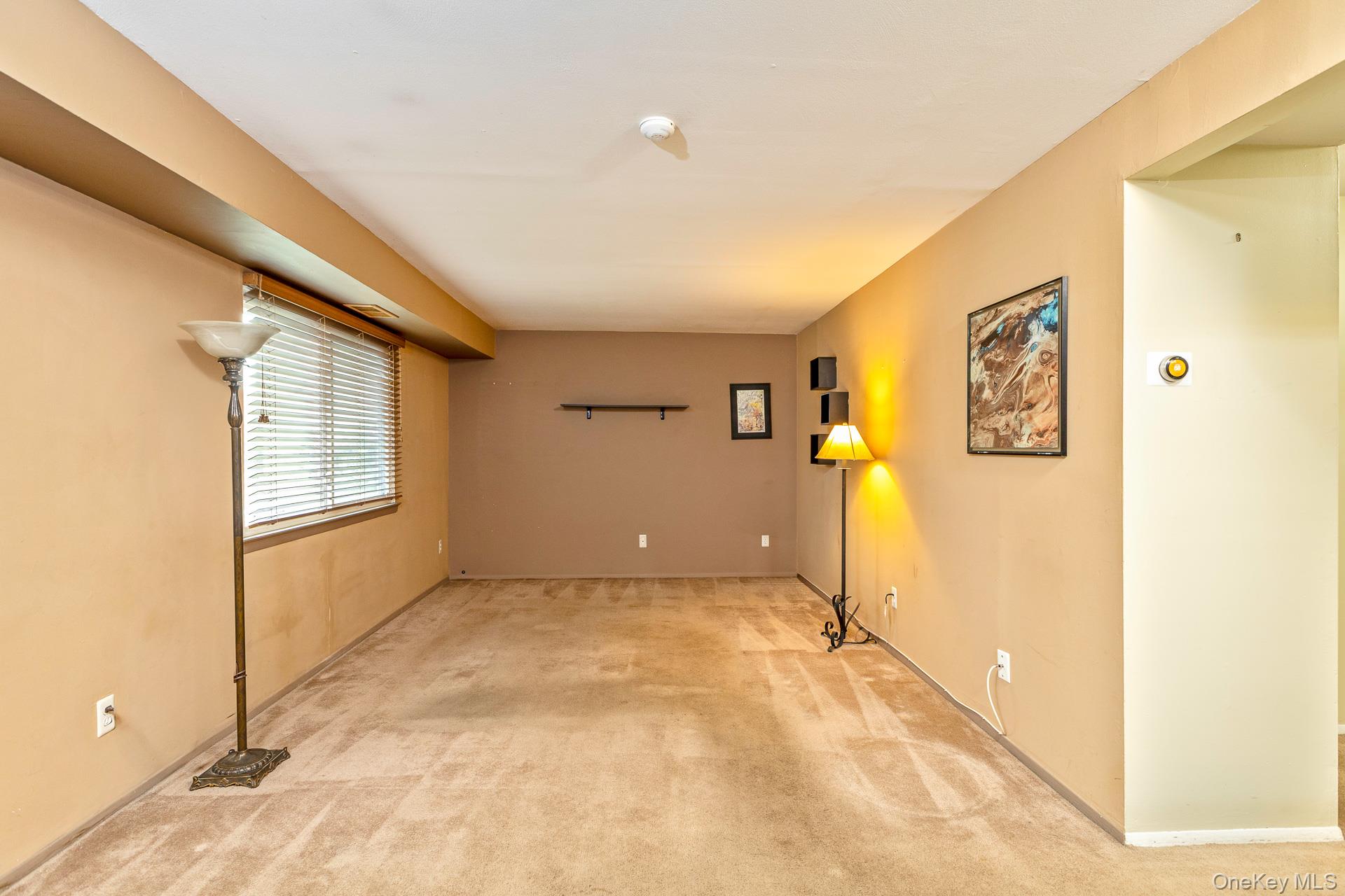 129 Pointe Circle North, Unit 129 Coram, NY 11727 - Photo 5 of 17