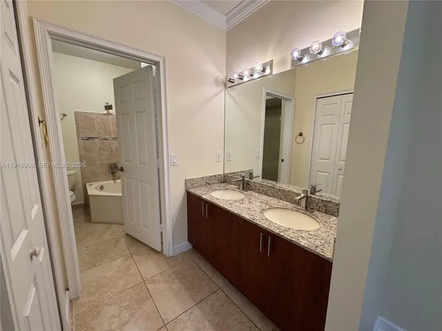 $3,950 | 10159 Northwest 43rd Terrace, Doral, FL 33178