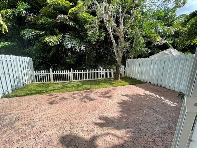 $3,950 | 10159 Northwest 43rd Terrace, Doral, FL 33178