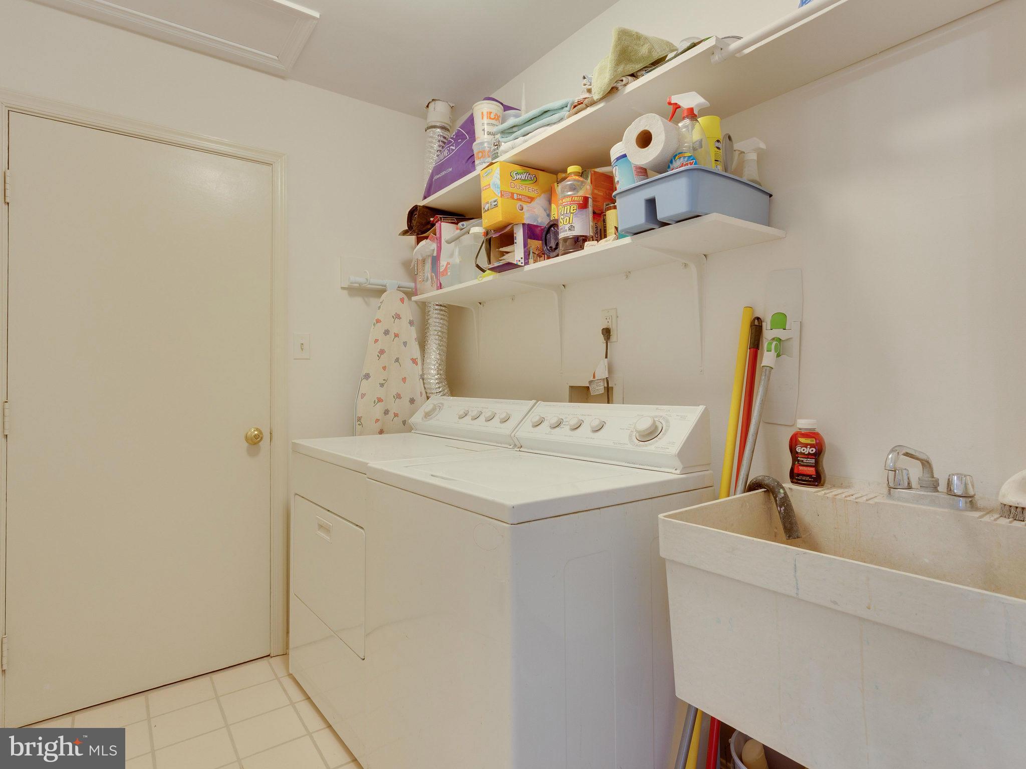 8725 Evangel Drive Springfield, VA 22153 - Photo 14 of 30 Interior (General)