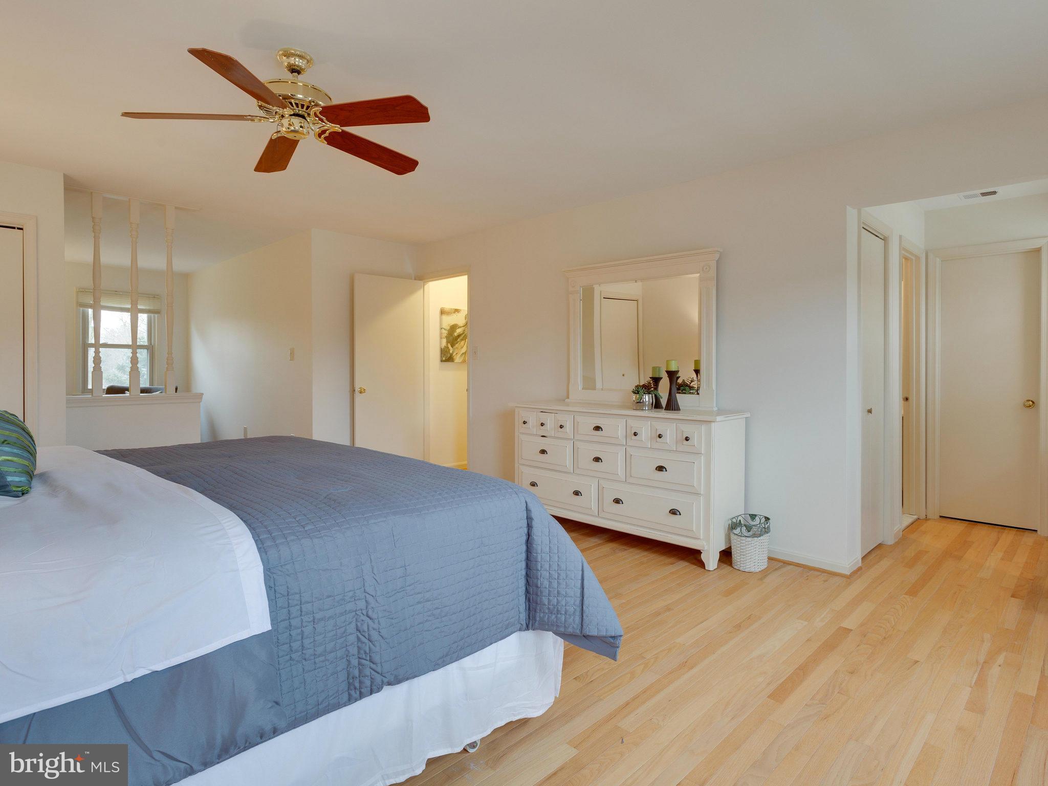 8725 Evangel Drive Springfield, VA 22153 - Photo 17 of 30 Bedroom (Master)