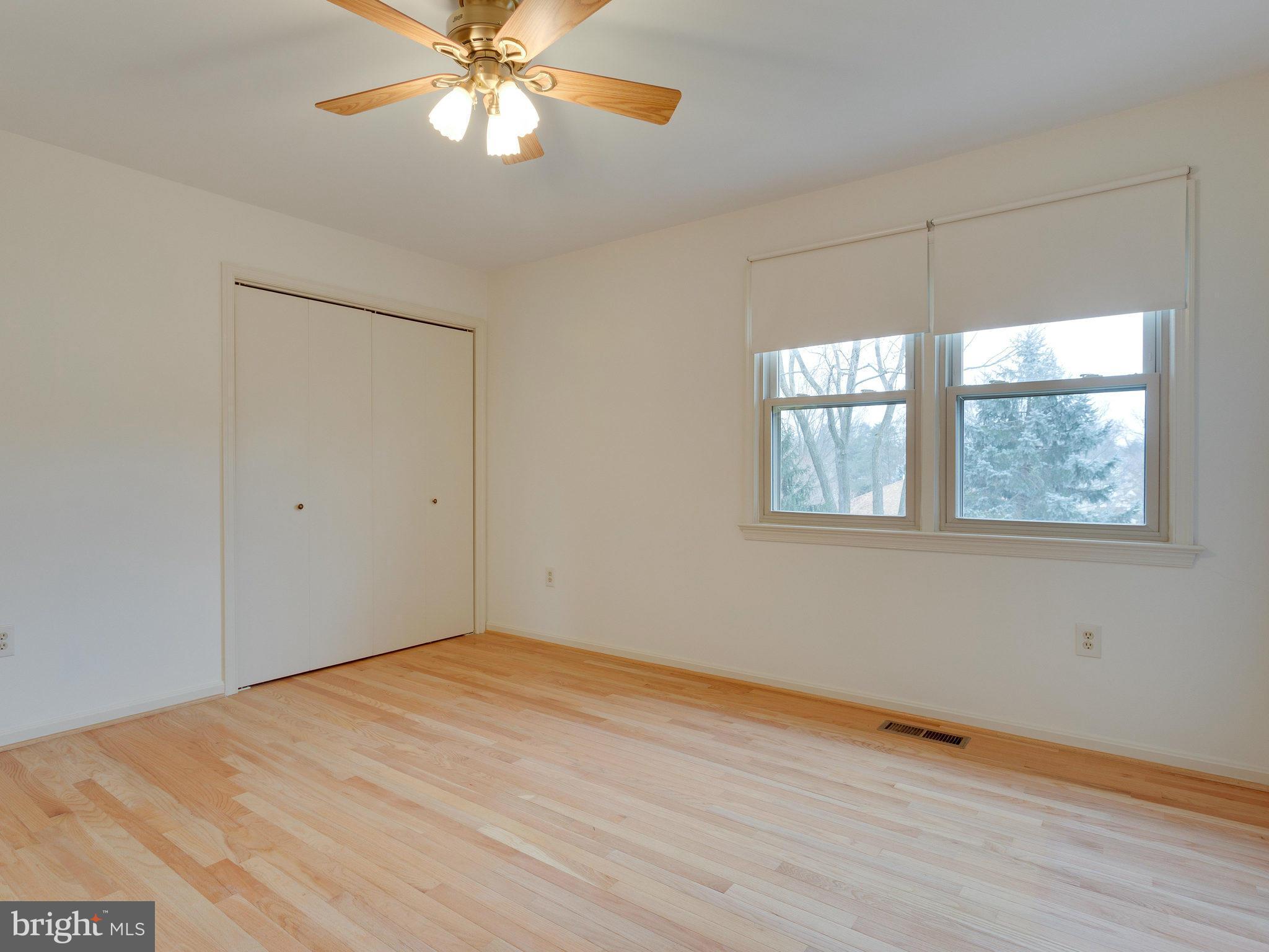 8725 Evangel Drive Springfield, VA 22153 - Photo 22 of 30 Bedroom