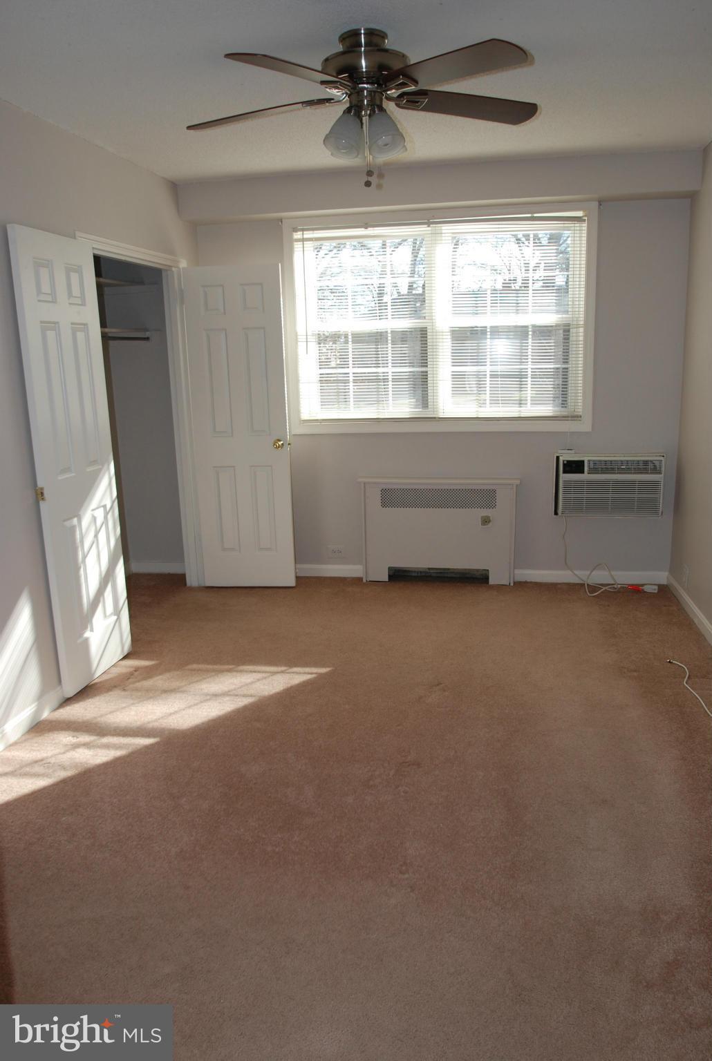 4322 2nd Road North, Unit 43223 Arlington, VA 22203 - Photo 4 of 18 Bedroom