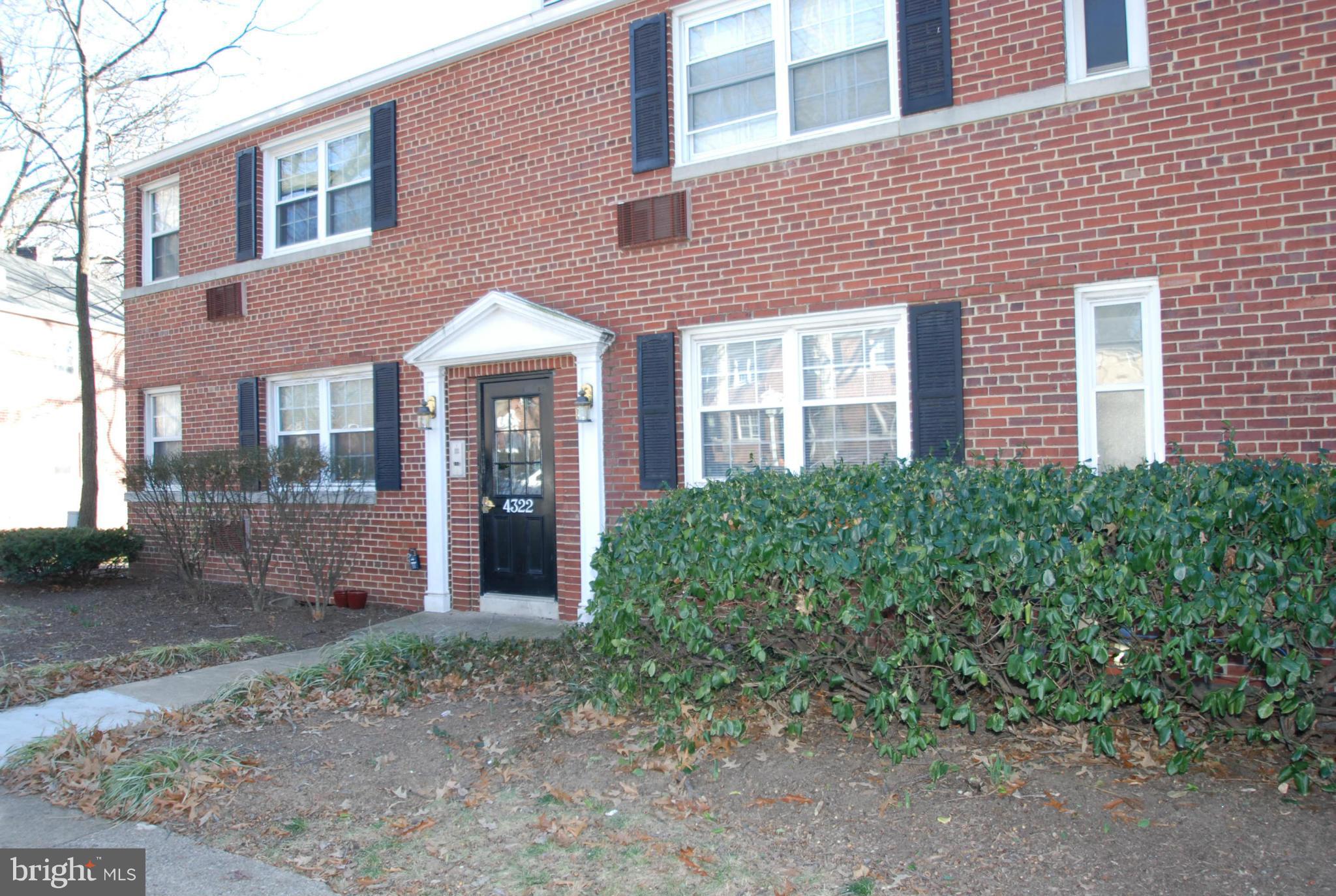 4322 2nd Road North, Unit 43223 Arlington, VA 22203 - Photo 8 of 18 Exterior (Front)