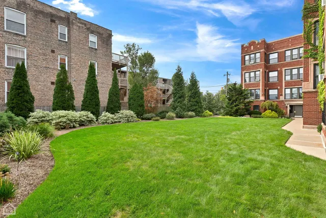 $4,215,000 | 4840 South Indiana Avenue, Chicago, IL 60615
