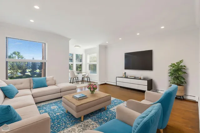 $4,215,000 | 4840 South Indiana Avenue, Chicago, IL 60615