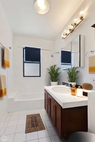 $4,215,000 | 4840 South Indiana Avenue, Chicago, IL 60615