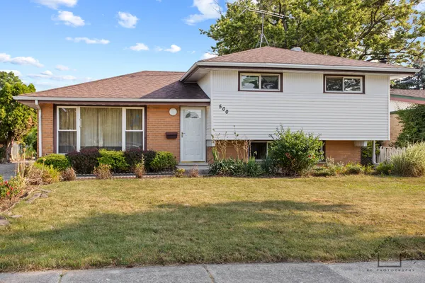 $495,000 | 500 Florian Drive, Des Plaines, IL 60016