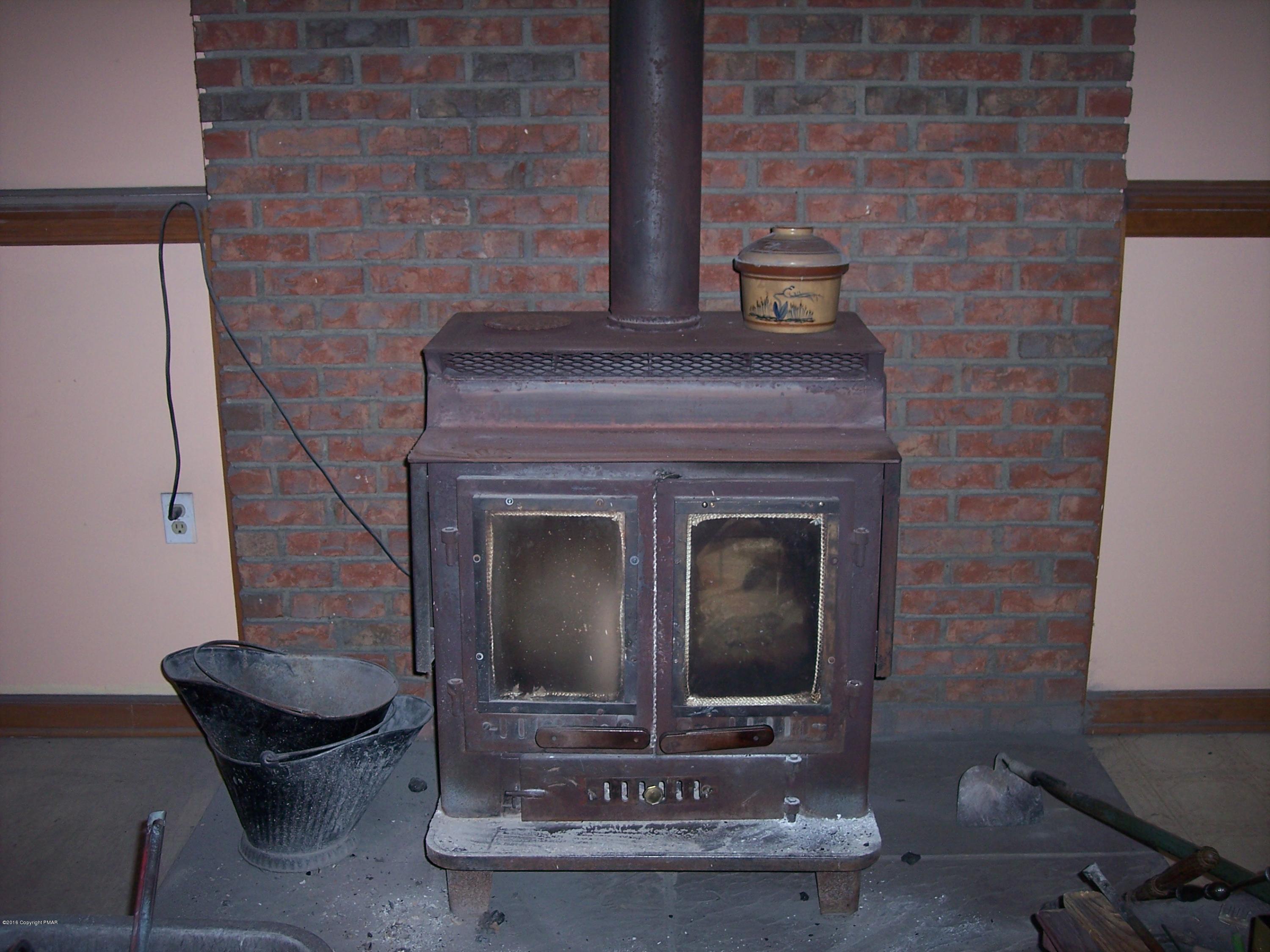 220 Mohican Road Canadensis, PA 18325 - Photo 21 of 36 Coal/Wood Stove