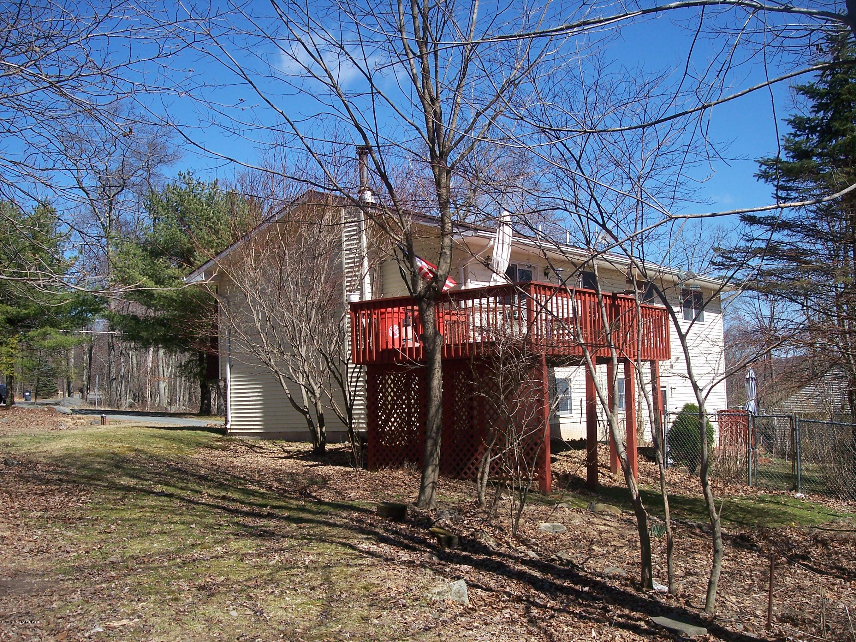 220 Mohican Road Canadensis, PA 18325 - Photo 35 of 36 Side View