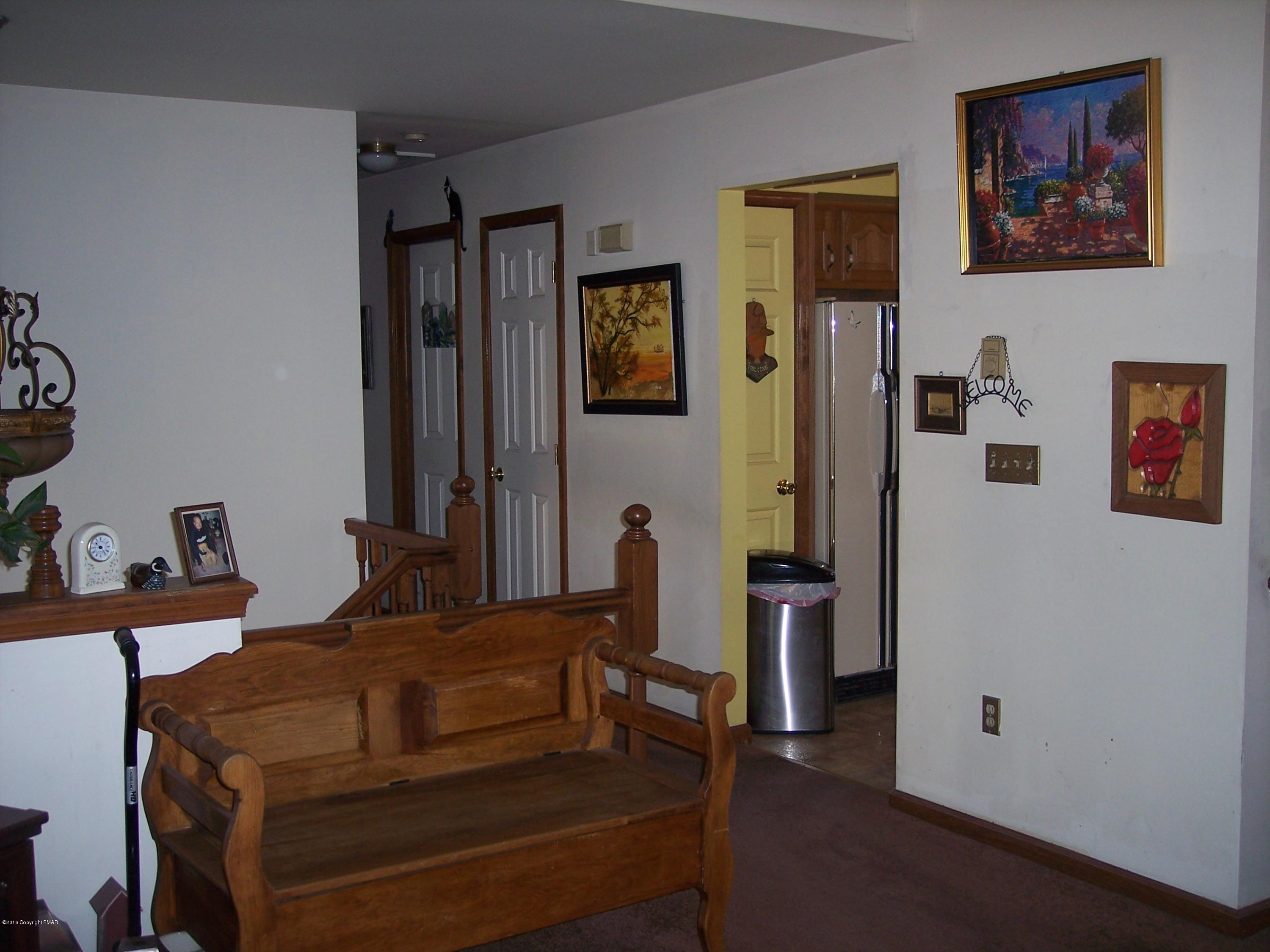 220 Mohican Road Canadensis, PA 18325 - Photo 5 of 36 View to Kitcehen