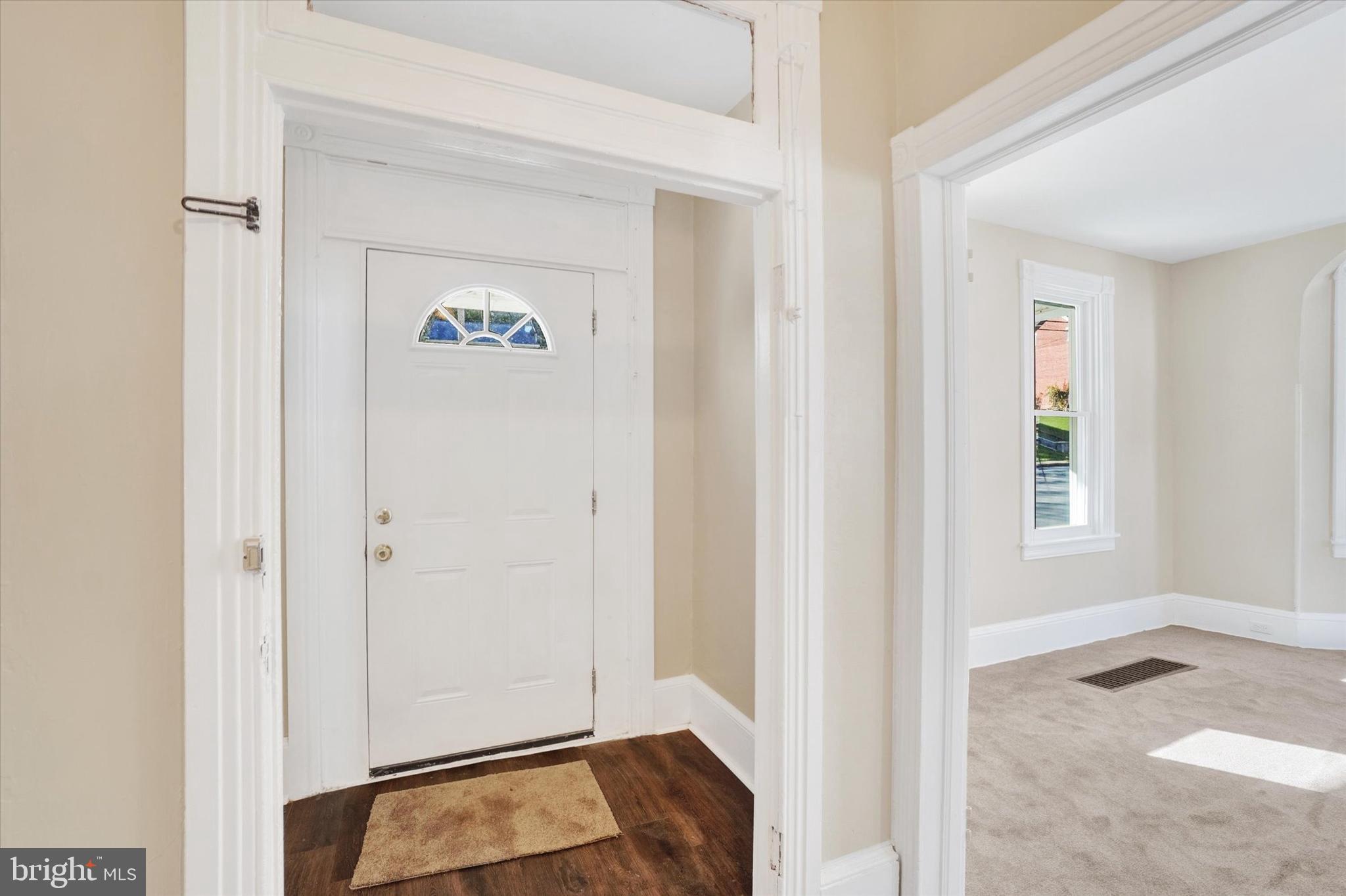 126 West Main Street Windsor, PA 17366 - Photo 3 of 26 Gallery Image 3