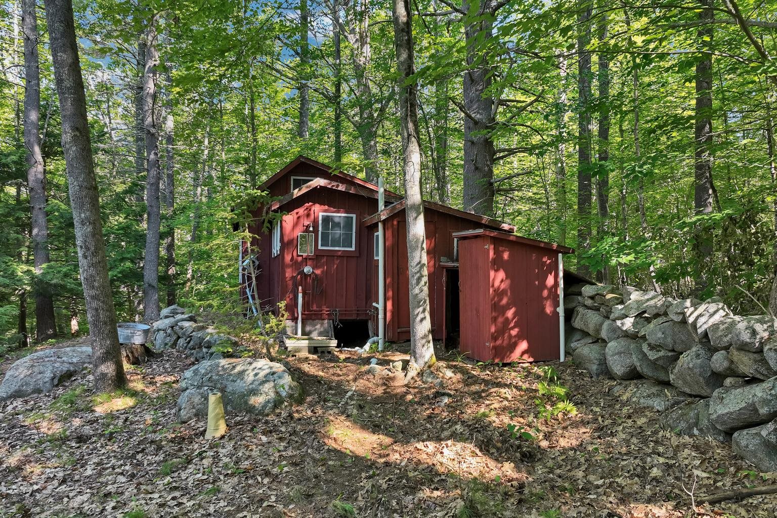 365 Middle Road Tuftonboro, NH 03816 - Photo 3 of 24 Gallery Image 3