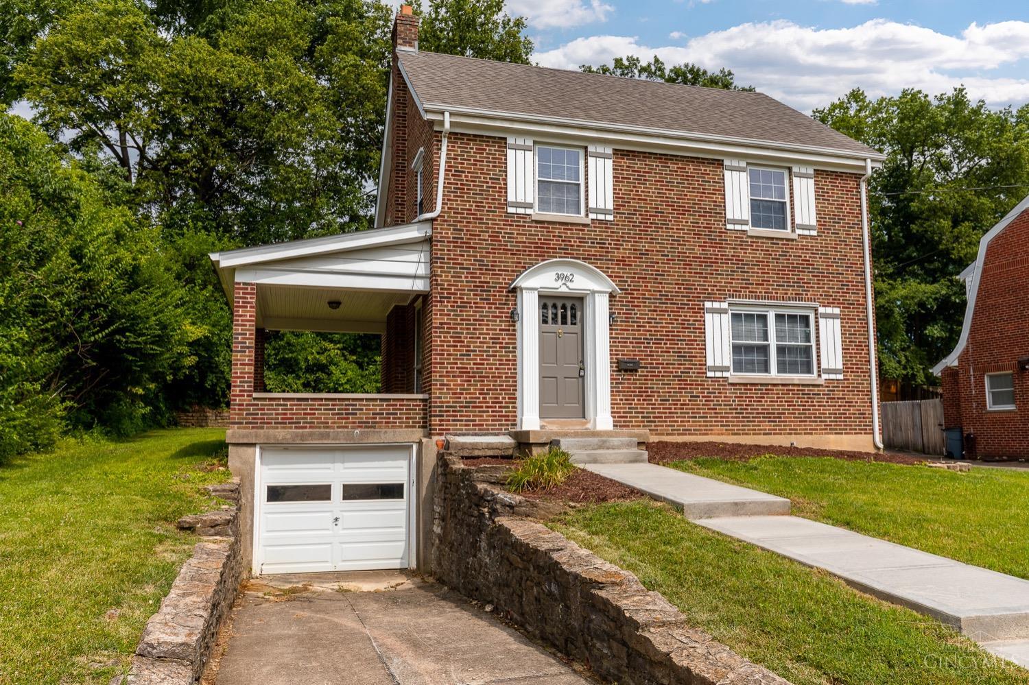 3962 Ruth Lane Cheviot, OH 45211 - Photo 2 of 37