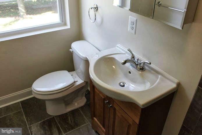 8362 Liberty Road Baltimore, MD 21244 - Photo 17 of 30 Interior General