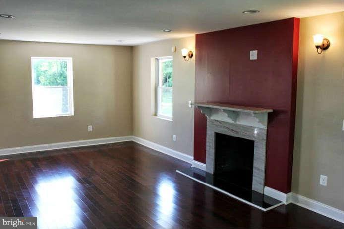 8362 Liberty Road Baltimore, MD 21244 - Photo 8 of 30 Interior General