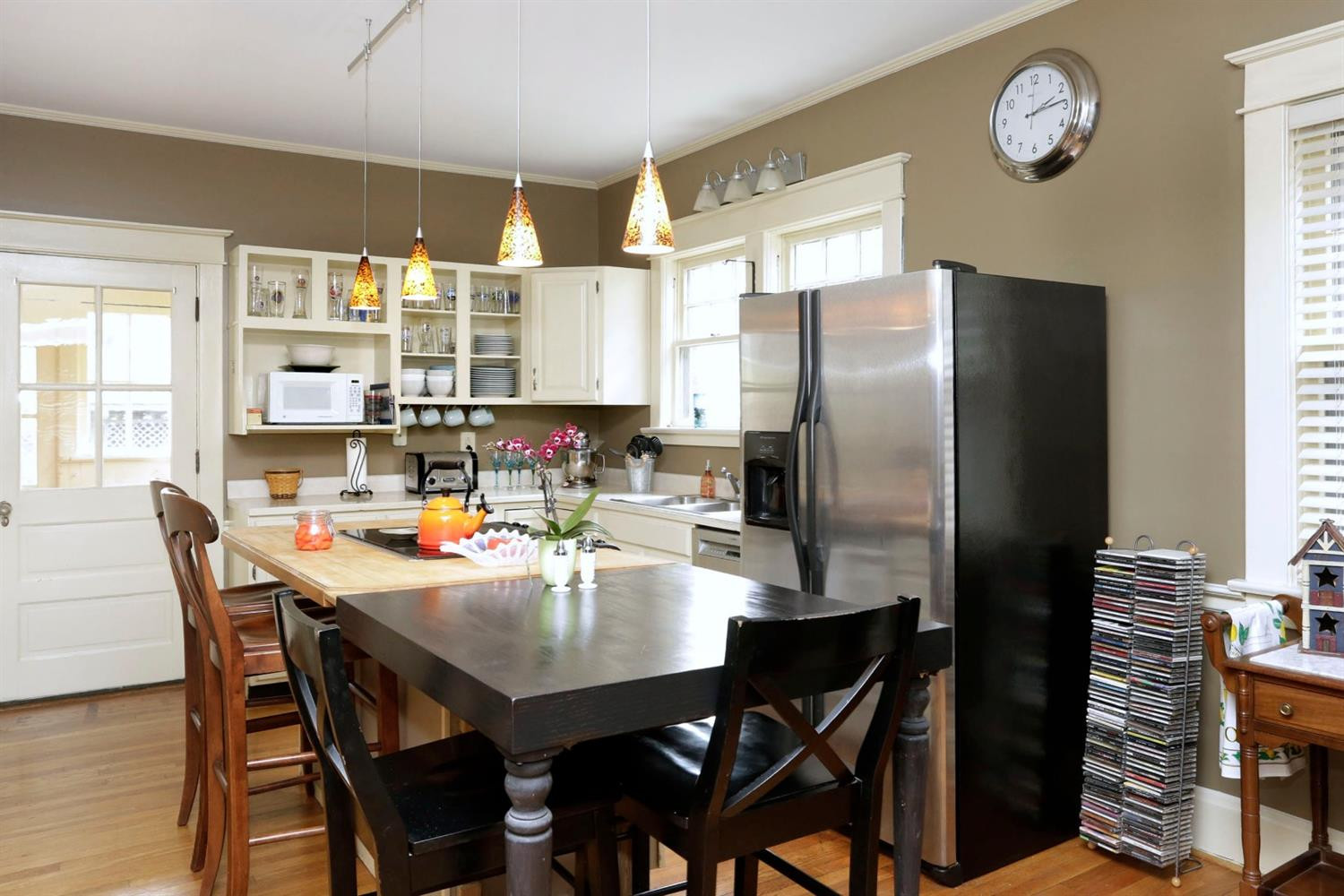 329 Sycamore Road Lexington, KY 40502 - Photo 7 of 29 Photo 7