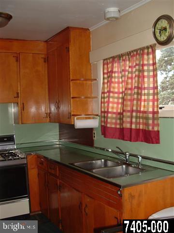 2291 Sycamore Road York, PA 17408 - Photo 14 of 16
