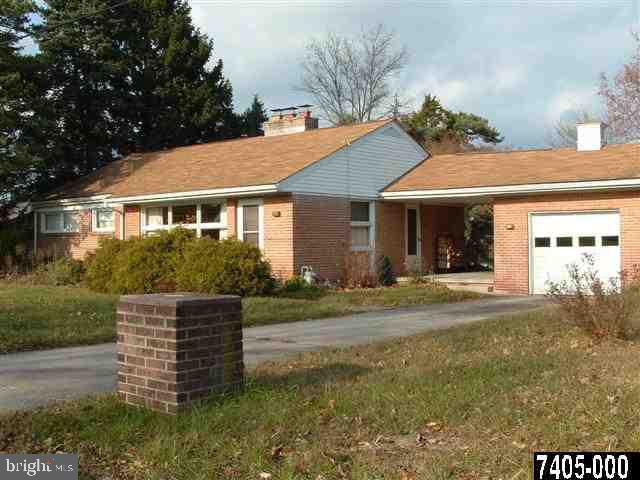 2291 Sycamore Road York, PA 17408 - Photo 3 of 16