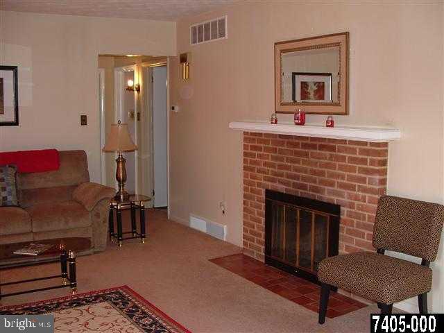 2291 Sycamore Road York, PA 17408 - Photo 10 of 16
