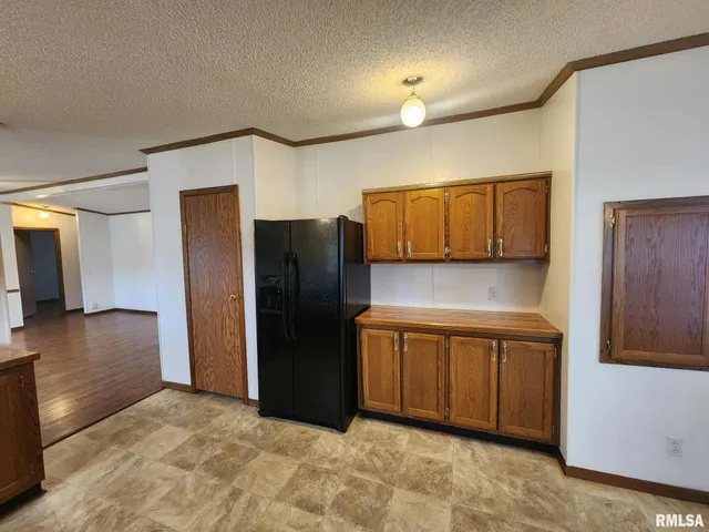 $69,900 | 114 East Main Street, Ewing, IL 62836