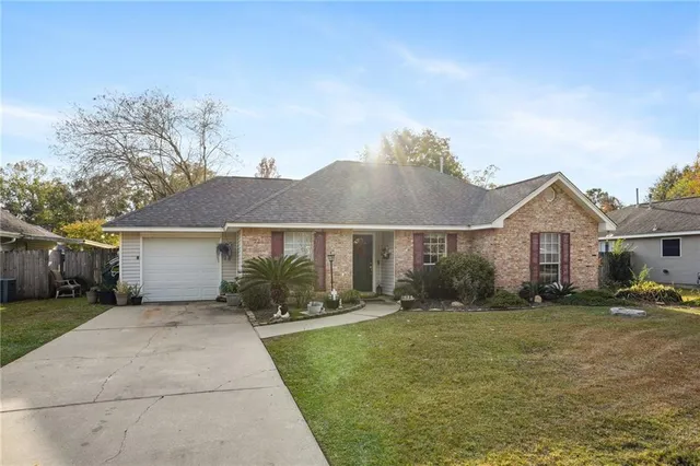 $260,000 | 618 Lane Street, Mandeville, LA 70448