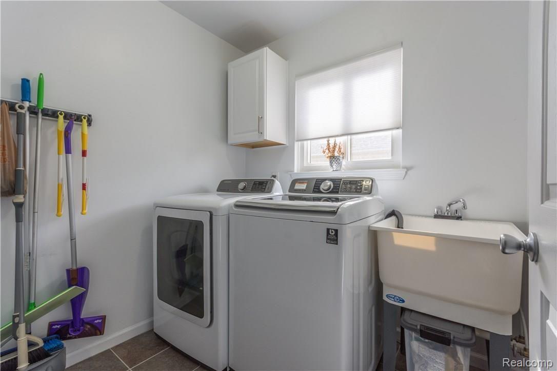 21413 Rome Drive Macomb, MI 48044 - Photo 11 of 31 21413 Rome-8.jpg