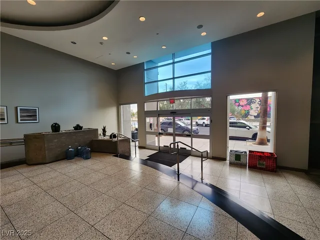 $2,780 | 200 Hoover Avenue, Unit 2003, Las Vegas, NV 89101