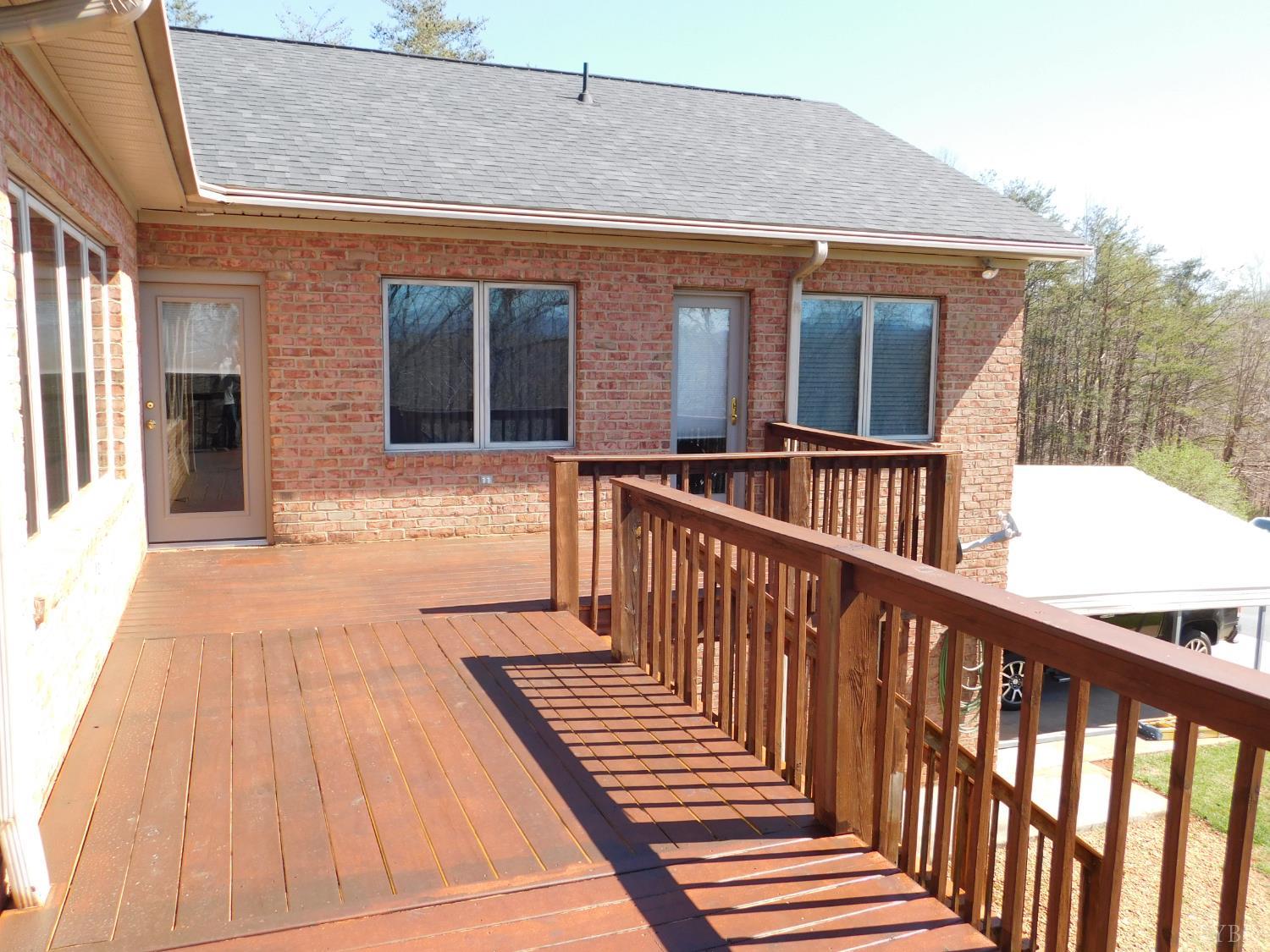 320 Ruth Drive Madison Heights, VA 24572 - Photo 6 of 60