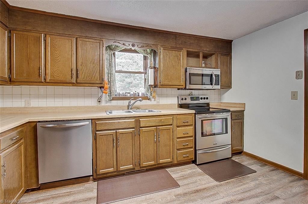 5881 Whites Chapel Road Staley, NC 27355 - Photo 9 of 43